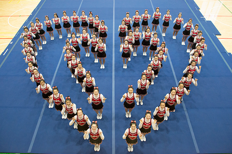 Group photo of Cheerleading Club