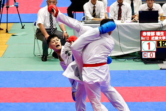 空手道部が全日本学生空手道選手権大会男子形で優勝しました