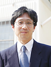 上出哲広