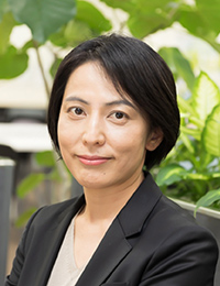 Photo of Mariko Inoue, teacher