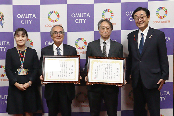 Professor Sakai was awarded by the Fukuoka Prefecture Social Education Committee Liaison Council.