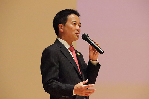 観光経営学科で帝国ホテル東京総支配人よる特別講義を実施しました