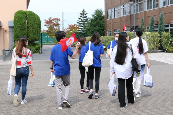 Open campus support for international students