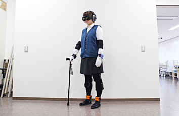 Elderly person simulated experience set