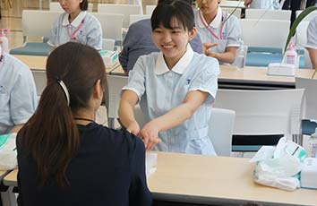 「第7回TEIKYO NURSING FESTA」を開催しました