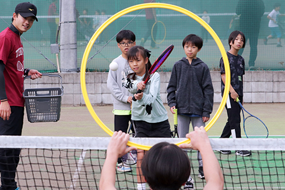 ソフトテニス部がTEIKYOマルチスポーツカーニバル わいわいソフトテニスを実施しました