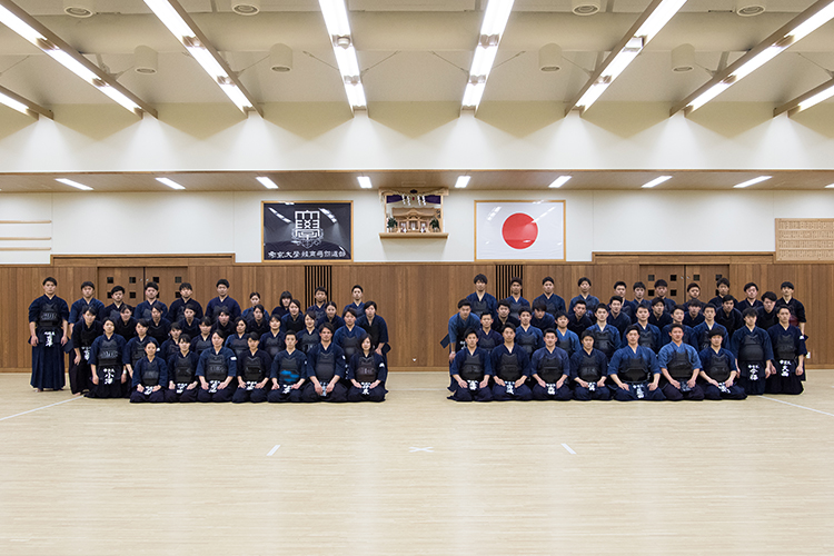 剣道部の集合写真