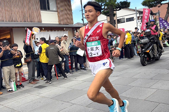 駅伝競走部が第38回出雲全日本大学選抜駅伝競走で第6位となりました