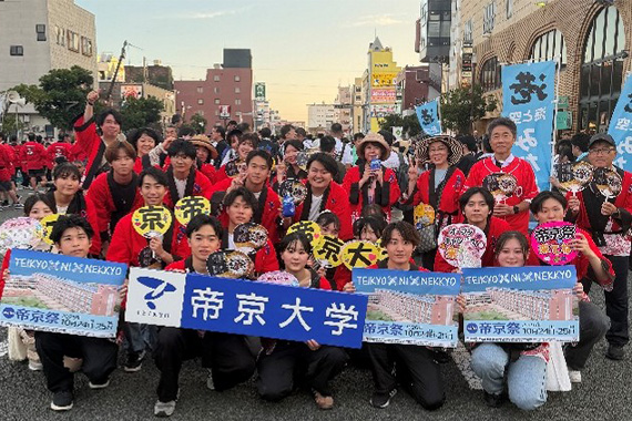 福岡医療技術学部の学生が「おおむた大蛇山まつり」に参加しました