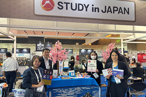 帝京大学がAPAIE2025出展とアミティ大学への訪問を行いました