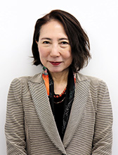 人間文化学科長　松岡 里枝子