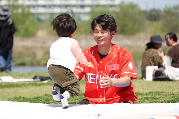 スポーツ医療学科細川ゼミとチアリーディング部が地域イベントに参加しました