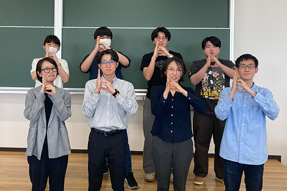 埼玉県川口市職員による行政の最前線から「公務員のリアル」を学ぶ特別講義を実施しました
