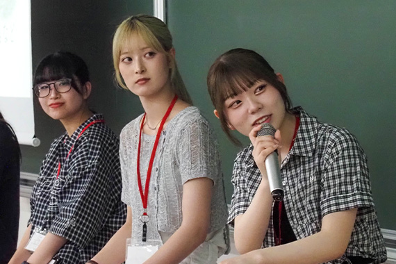 【要予約】女子大生100%の本音トーク ～ツアーも座談会も、女子だけでぶっちゃけます！～