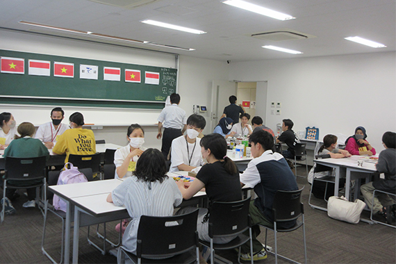 本学学生が大牟田市近隣在留の外国人医療従事者との交流会に参加しました