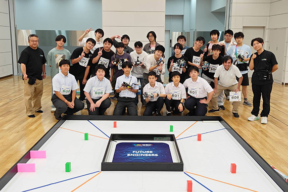 宇都宮キャンパスのロボットサークル「ロボラボ」がロボットコンテスト日本大会で2・3位に入賞しました