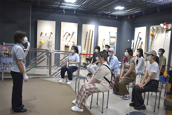 Department of Global Japanese Studies, Faculty of Language Studies participated in a hands-on workshop at the Tachikawa Life Safety Learning Center