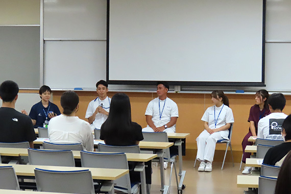 学生トークショー