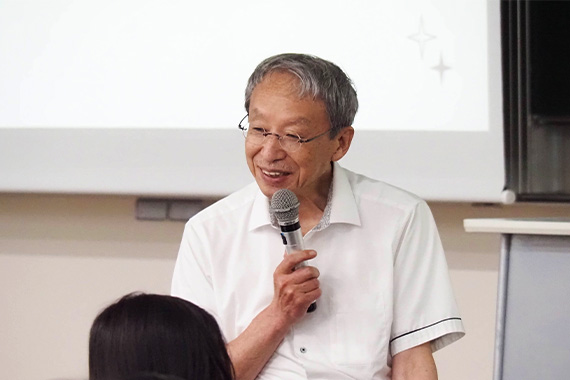 法学部にてブリティッシュ・コロンビア大学教授 松井茂記氏による特別講義「同性婚はなぜ許されない」を実施しました