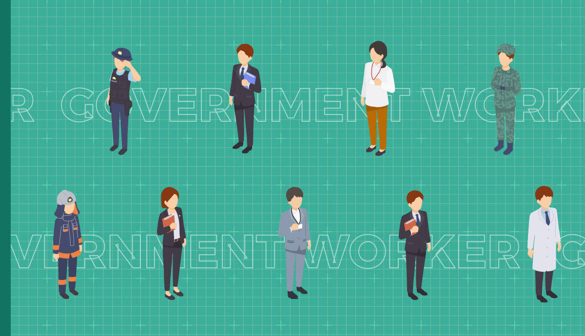 If you're aiming to become a civil servant, choose Teikyo University. <br />Student and Graduate Interviews