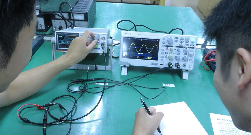 エレクトロニクス実験室：イメージ